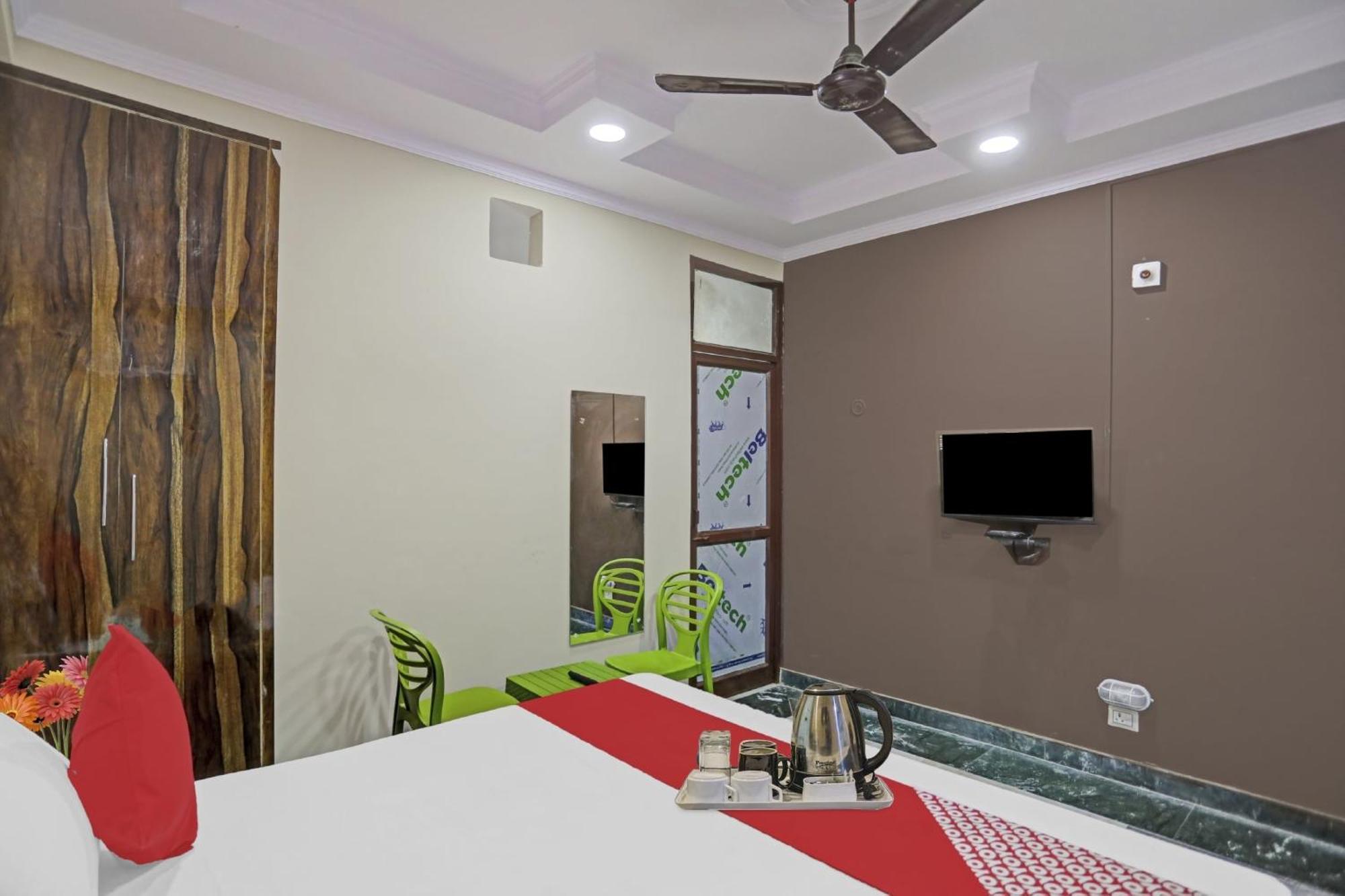 Kālkāji Devi Super Hotel O Metro Inn Near Worlds Of Wonder מראה חיצוני תמונה